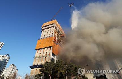 수원 광교 오피스텔 공사장서 큰불..1명 사망·14명 부상 | 인스티즈