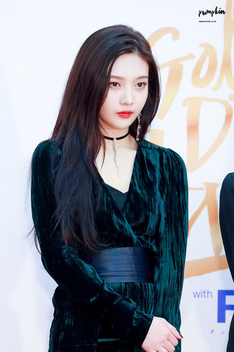 어제 골든디스크 큐티섹시 조이.jpgif | 인스티즈